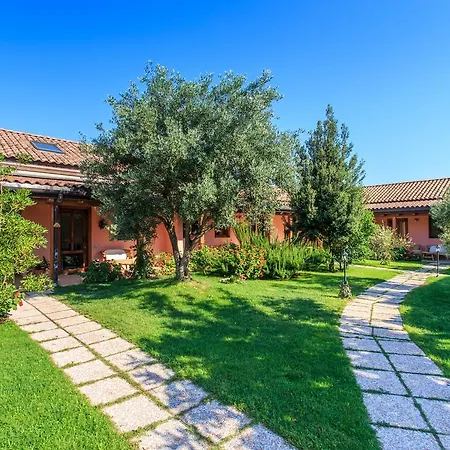 La Corte Dei Rei Aparthotel Castiadas