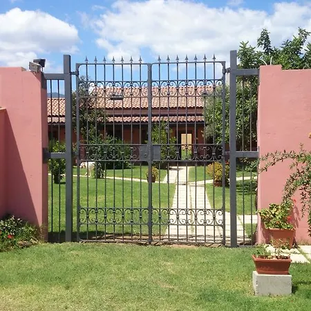 La Corte Dei Rei Aparthotel