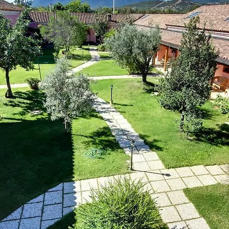 Aparthotel La Corte Dei Rei 3*