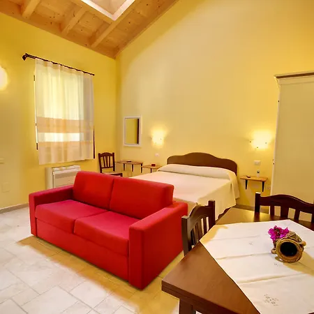 Aparthotel La Corte Dei Rei Castiadas