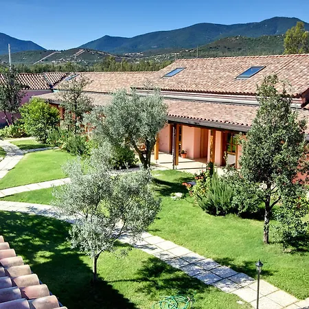 La Corte Dei Rei Aparthotel Castiadas